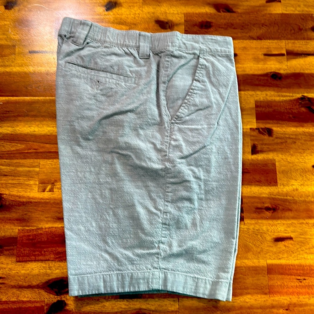 Roundtree & Yorke Flat front Shorts Size: 40